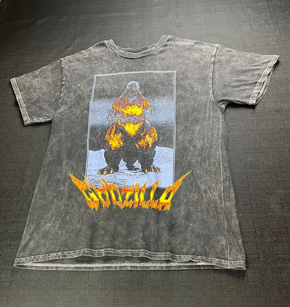Godzilla XL Black Vintage Graphic Tee Japanese Movie Shirt